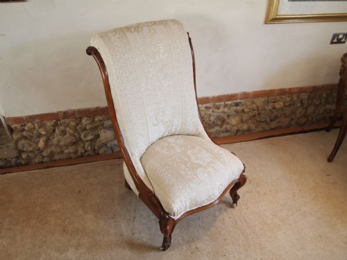 Chair Fine Quality Victorian Carved Walnut Armchair C1870