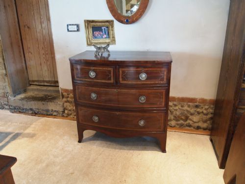 Chest of Drawers George III Mahogany with Decorative Inlay Compact Size C1800