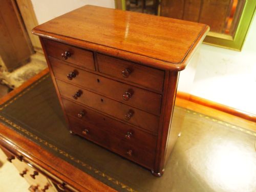 fig 2. Chest of drawers Victorian Mahogany apprentice miniature jewellery box c1880