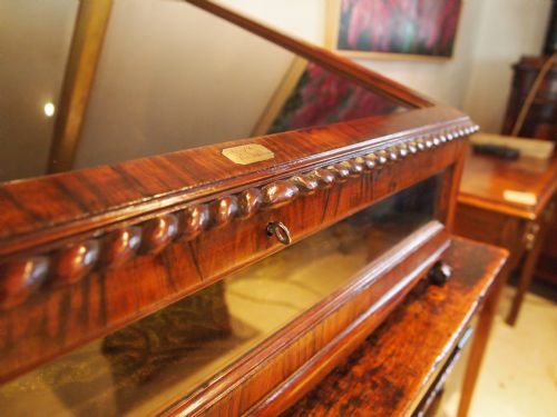 fig 3. Display case cabinet bijouterie display Victorian Walnut fine quality c1880