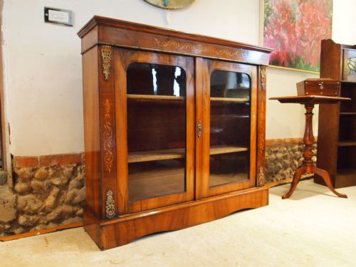 Cabinet Display Case Pier Cabinet Victorian Figured Walnut Fine Quality C1870