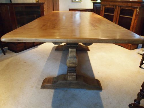 fig 2. Table Edwardian farmhouse kitchen refectory dining table Oak c1900 seats 8