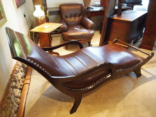 fig 1. Chaise longue day bed sofa very comfortable Mahogany 20th century