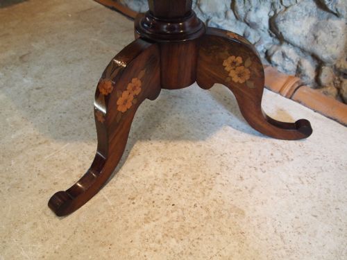 fig 2. Table hall lamp side table fine Victorian inlaid Rosewood tilt top table c1860