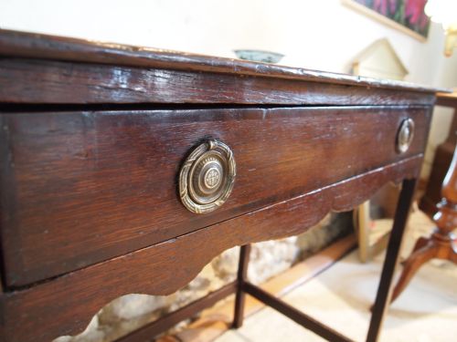 fig 2. Table lowboy George III Oak elegant country table c1790