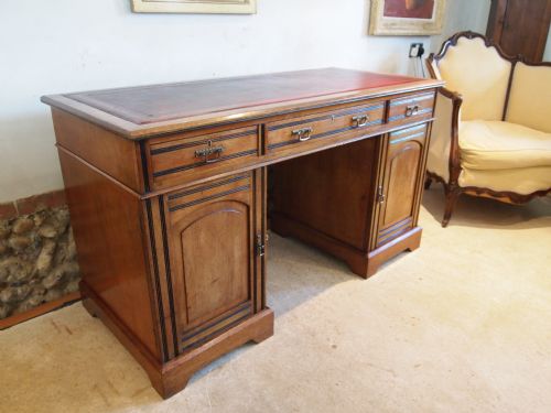 Desk Arts and Crafts Aesthetic Victorian Solid Walnut C1900