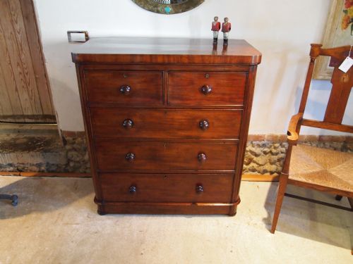 Chest of Drawers Victorian Mahogany C1870