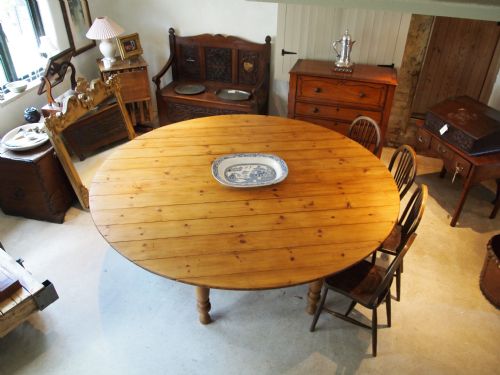 Table Large Edwardian Pine Collapsible Dining Table C1910