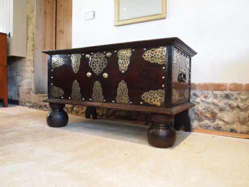 Chest Trunk Coffer Blanket Box 18th Century Dutch Colonial Teak C1760