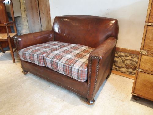 fig 1. Sofa Settee Edwardian leather club sofa c1905 (matching chairs on other listing)
