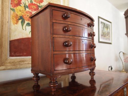 Chest of Drawers Bow Front Rare George IV Mahogany Miniature Apprentice C1820