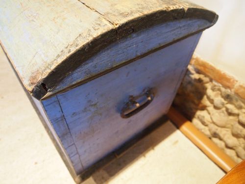 fig 2. Chest coffer trunk Marriage chest Swedish original paint c1800
