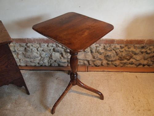 Table Fine Quality George III Solid Elm Tripod Table C1770