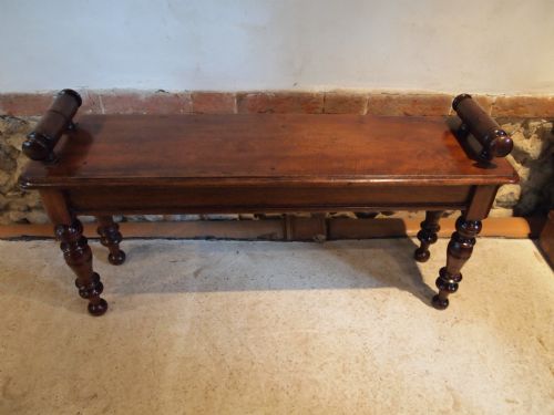 fig 2. Bench settle window seat fine quality Victorian Walnut c1880
