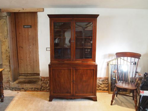 fig 1. Bookcase George III Mahogany fine quality c1790
