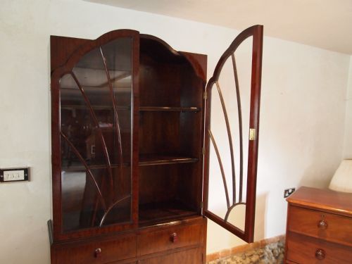fig 1. Bookcase Art Deco plum pudding Mahogany Made by Leonard Davis London c1925