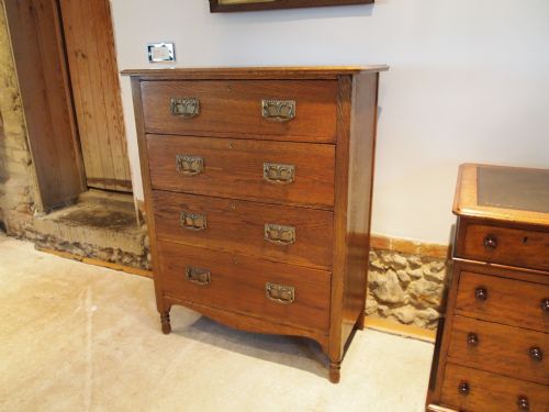 Chest of Drawers Arts and Crafts Oak by Harris Lebus C1920