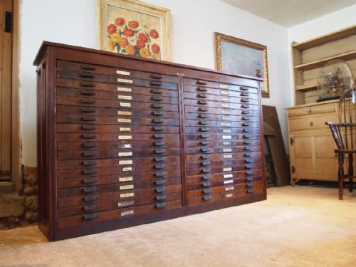 Chest of Drawers Collectors Printers H W Caslon C1910