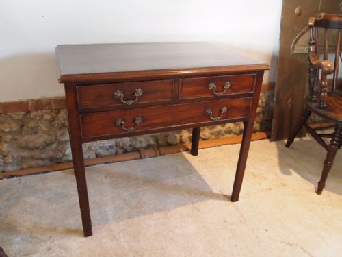 fig 2. Table Lowboy lamp side fine quality George III Mahogany c1780
