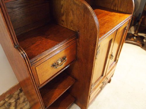 fig 1. Bookcase Arts and Crafts Oak manner of Liberty c1900