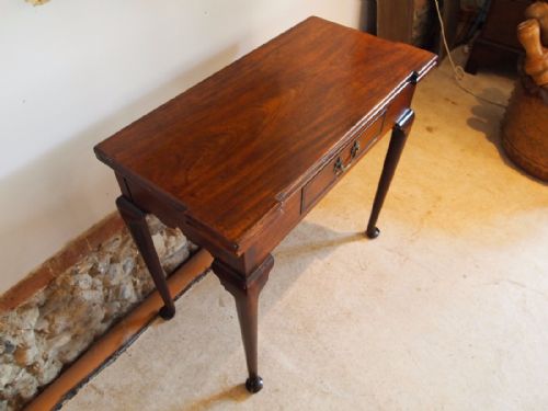 fig 1. Table side lamp card George II Mahogany c1750