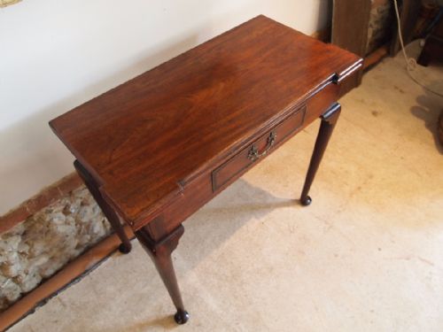 fig 2. Table side lamp card George II Mahogany c1750