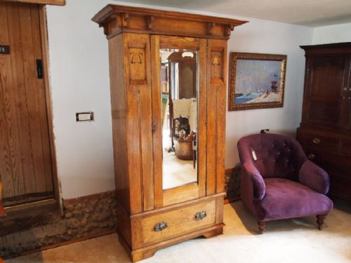 Wardrobe Arts and Crafts Oak C1900
