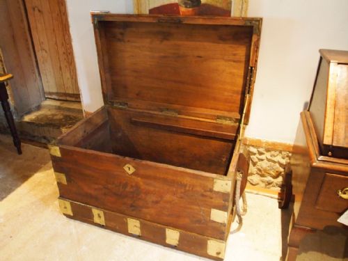fig 3. Seamans Chest Blanket box coffee table rare Camphor c1810