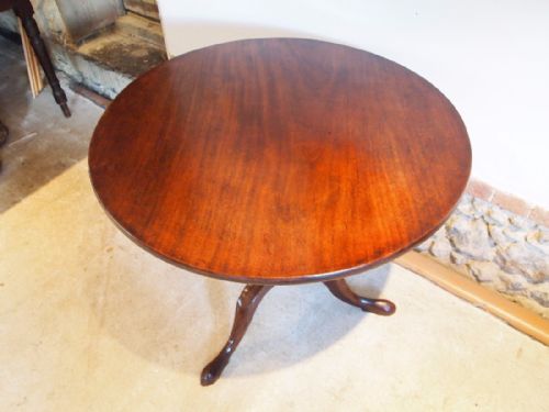 fig 2. Table exceptional George III Mahogany tilt top wine table c1770