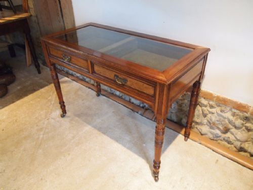 Table Display Bijouterie Victorian Walnut C1880