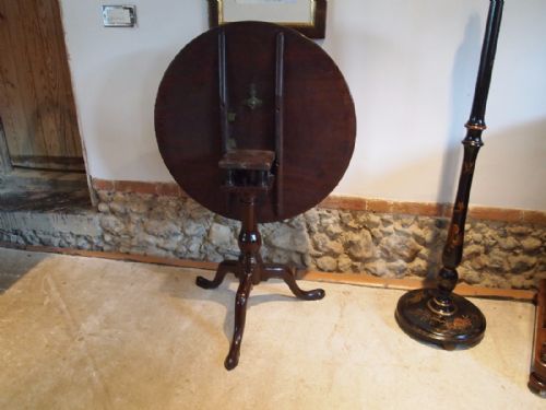 fig 2. Table fine quality George III Mahogany birdcage action tilt top c1780