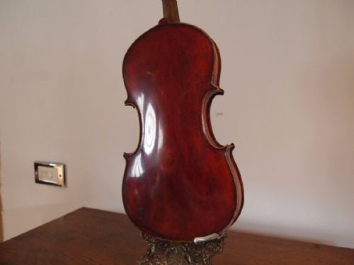 fig 1. Violin Victorian Scottish by Frank Devoney dated 1896