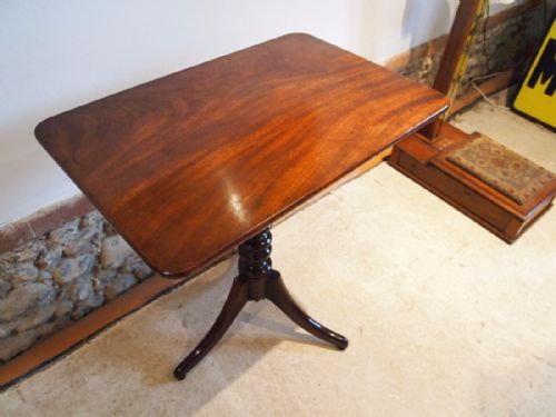 fig 1. Table fine quality George III side lamp console c1790