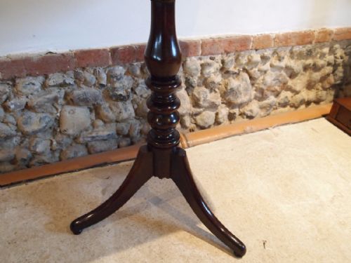 fig 2. Table fine quality George III side lamp console c1790