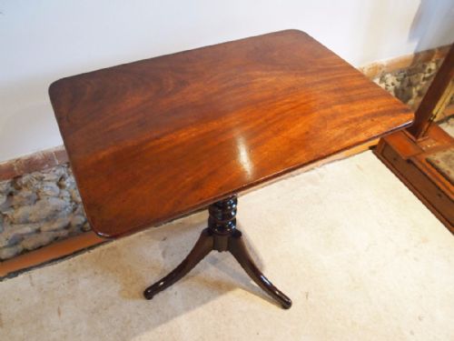 fig 3. Table fine quality George III side lamp console c1790