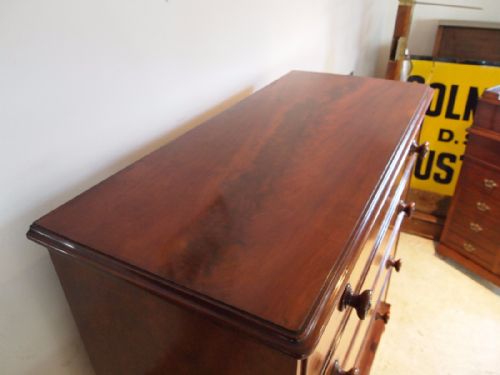fig 1. Chest of drawers Fine quality Victorian Mahogany c1850