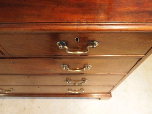 fig 1. Chest of drawers George III Mahogany c1790