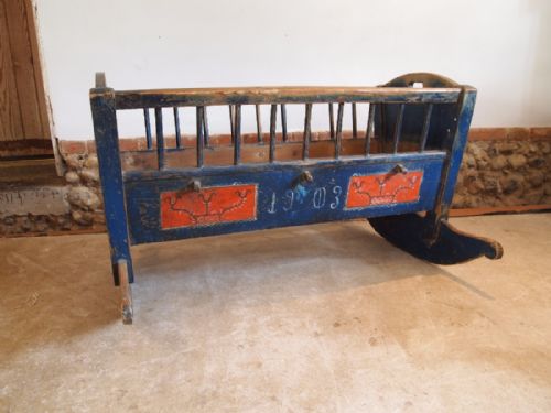 fig 2. Rare Scandinavian cradle or crib Edwardian Pine c1903
