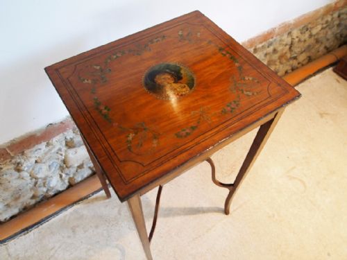 Table Exceptional Satinwood Sewing Hall Lamp Sheraton C1910