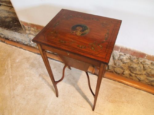 fig 3. Table exceptional Satinwood sewing hall lamp Sheraton c1910