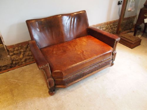 Sofa Settee Edwardian Leather Club Sofa C1900