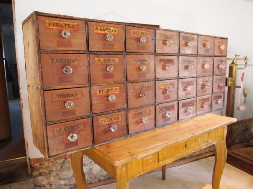 fig 2. Chest of drawers apothecary chemist pharmacy Victorian c1870
