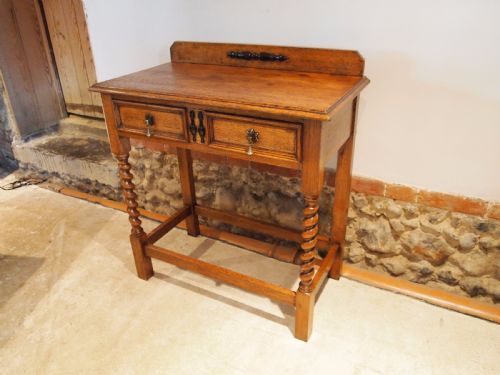 Table Hall Lamp Console Oak Maple and Co C1900