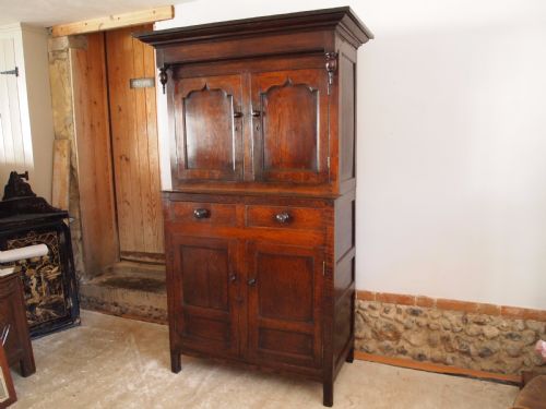 Cupboard Dresser Cwpwrdd Deuddarn Welsh Oak C1790
