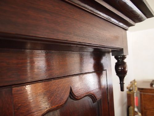 fig 1. Cupboard dresser cwpwrdd deuddarn Welsh Oak c1790