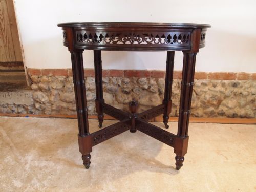 Table Fine Edwards and Roberts Chippendale Style Walnut Hall Lamp Side C1880
