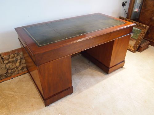 fig 2. Desk fine Victorian Mahogany pedestal desk c1860