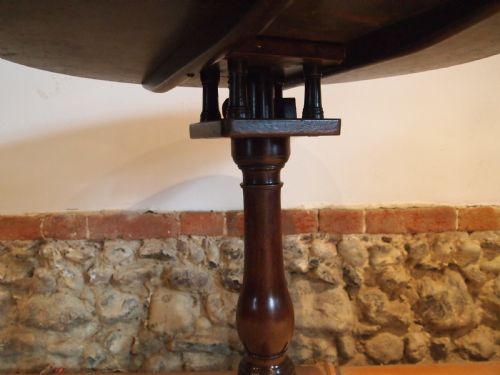 fig 3. Table George III Cuban Mahogany birdcage side hall lamp c1790