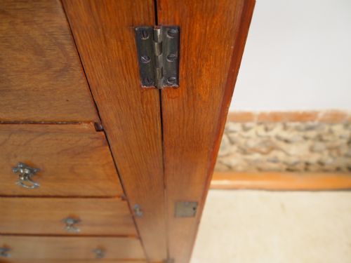 fig 3. Chest of Drawers Arts and Crafts Oak Wellington chest c1880