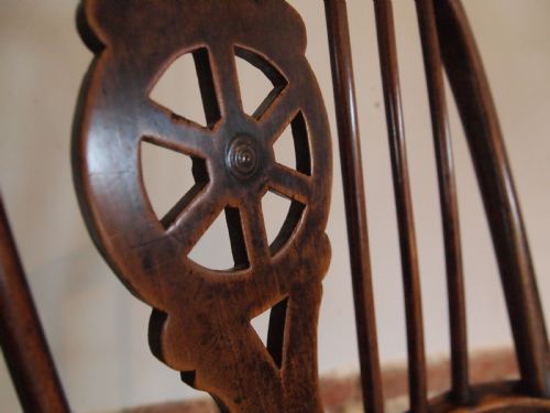 fig 2. Chair Windsor wheel back Ash Elm George IV c1820